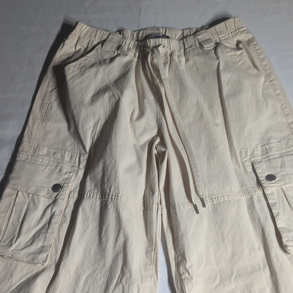 Madden Girl Men's Cream Cargo Pants - Picture 4 of 12